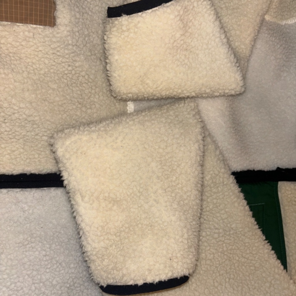 Lacoste jacket - Picture 6 of 14